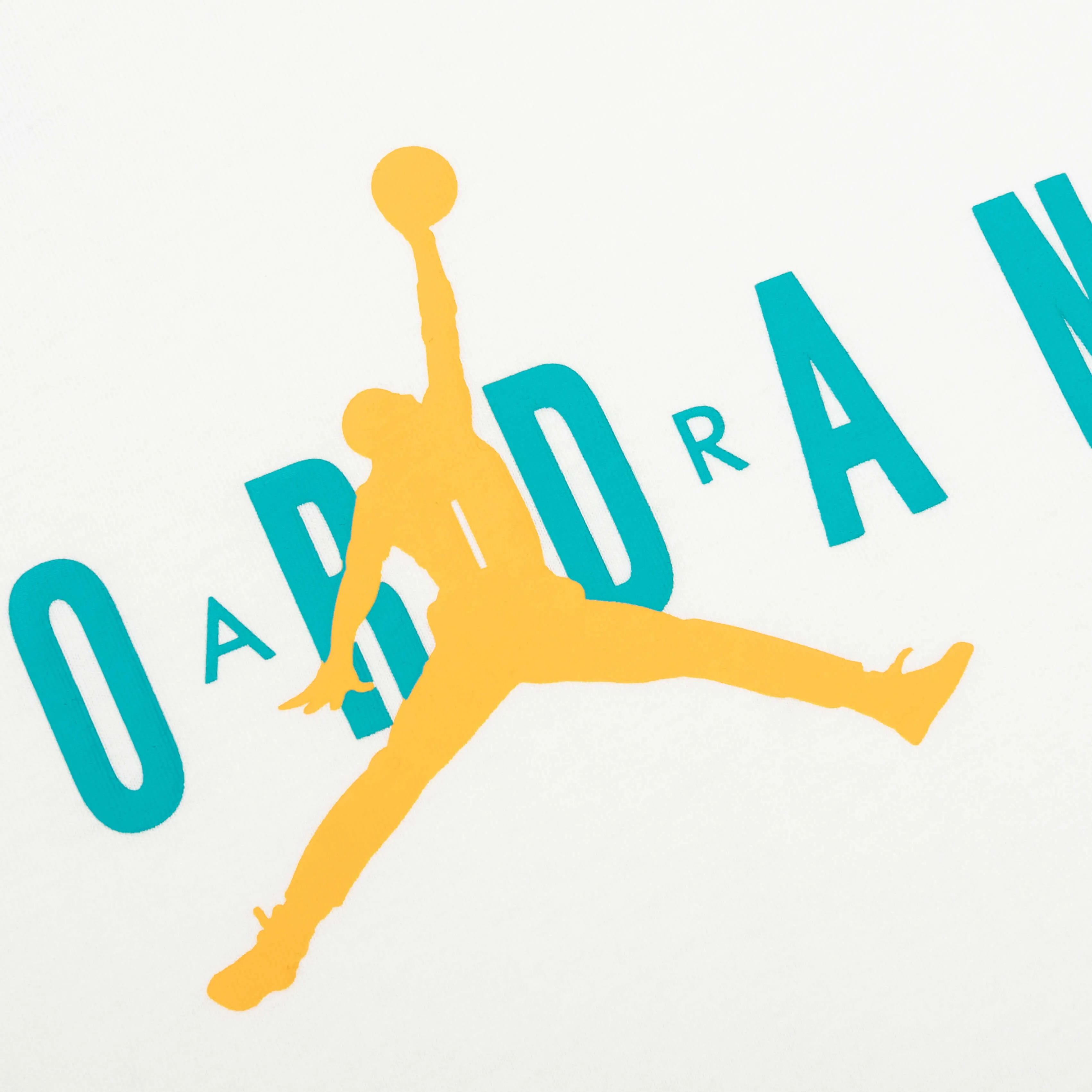 Air Jordan S/S Tee - Sail/New Emerald/Taxi