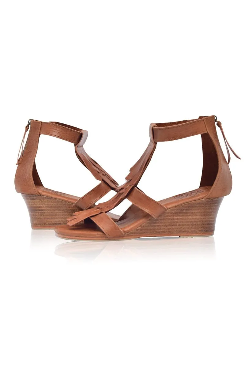 Fly Away Fringe Sandals in Vintage Camel