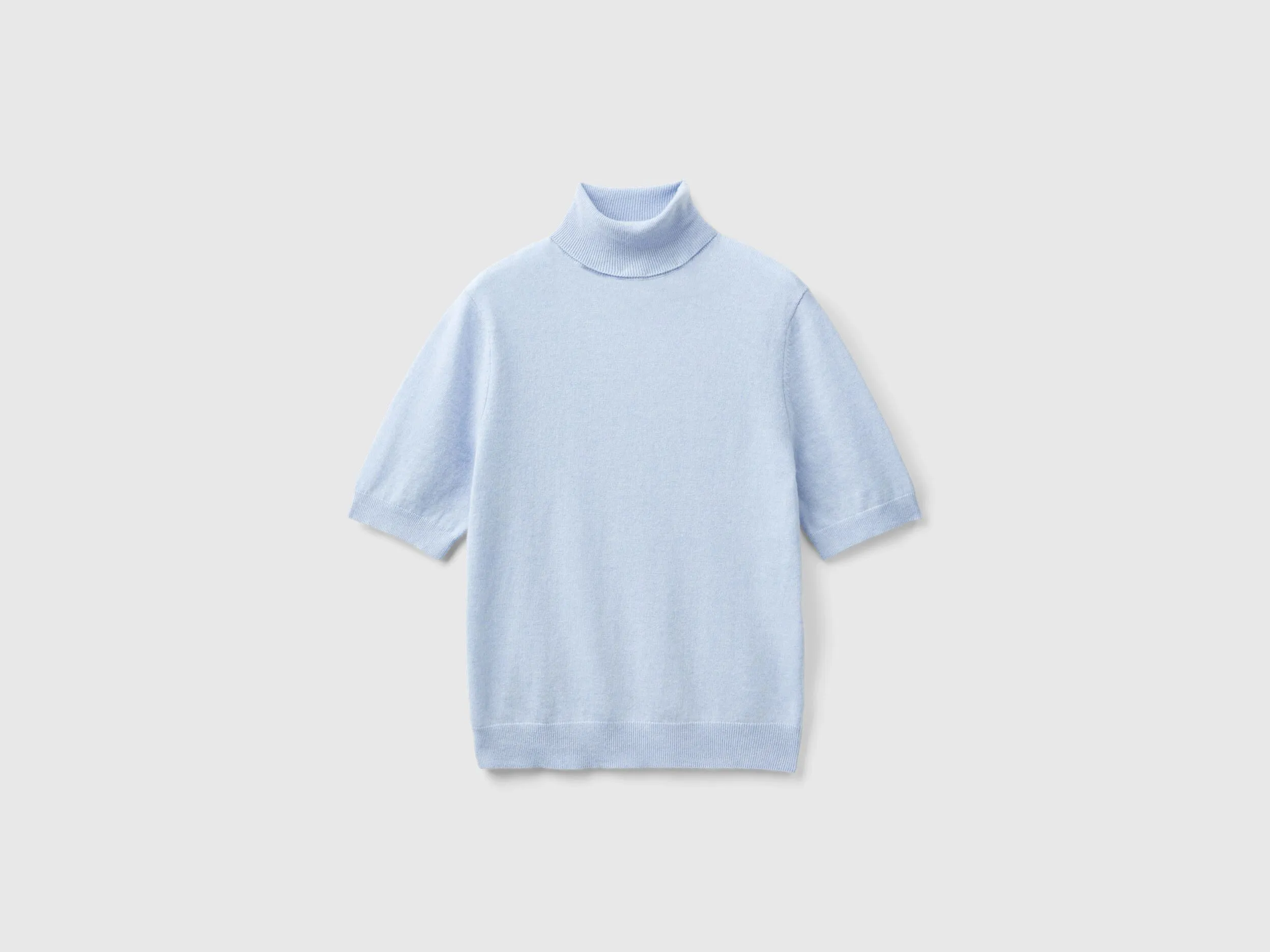 Ocean blue short sleeve turtleneck in cashmere blend - Light Blue | Benetton