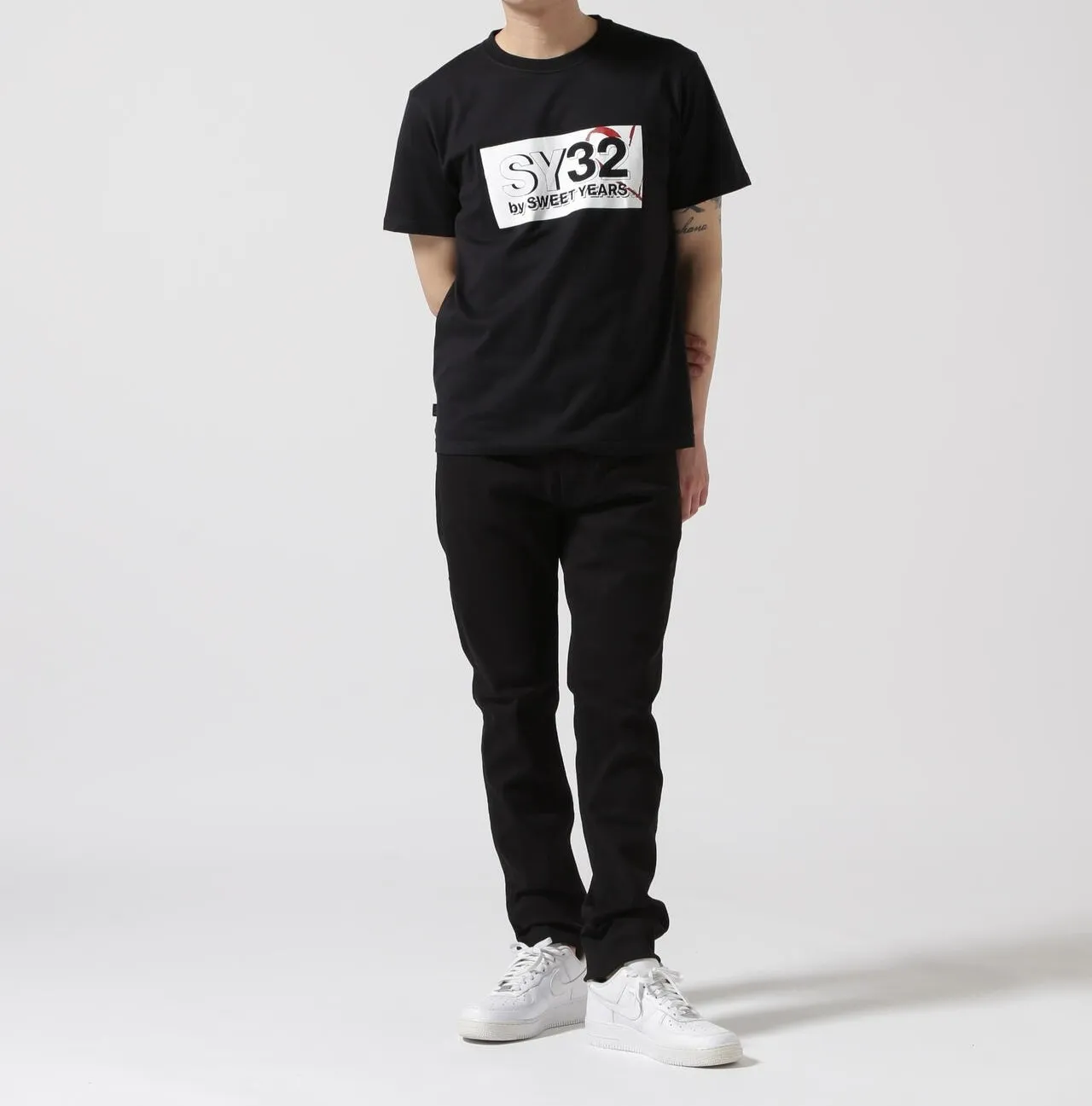 SWEET YEARS  |Plain Short Sleeves Logo T-Shirts